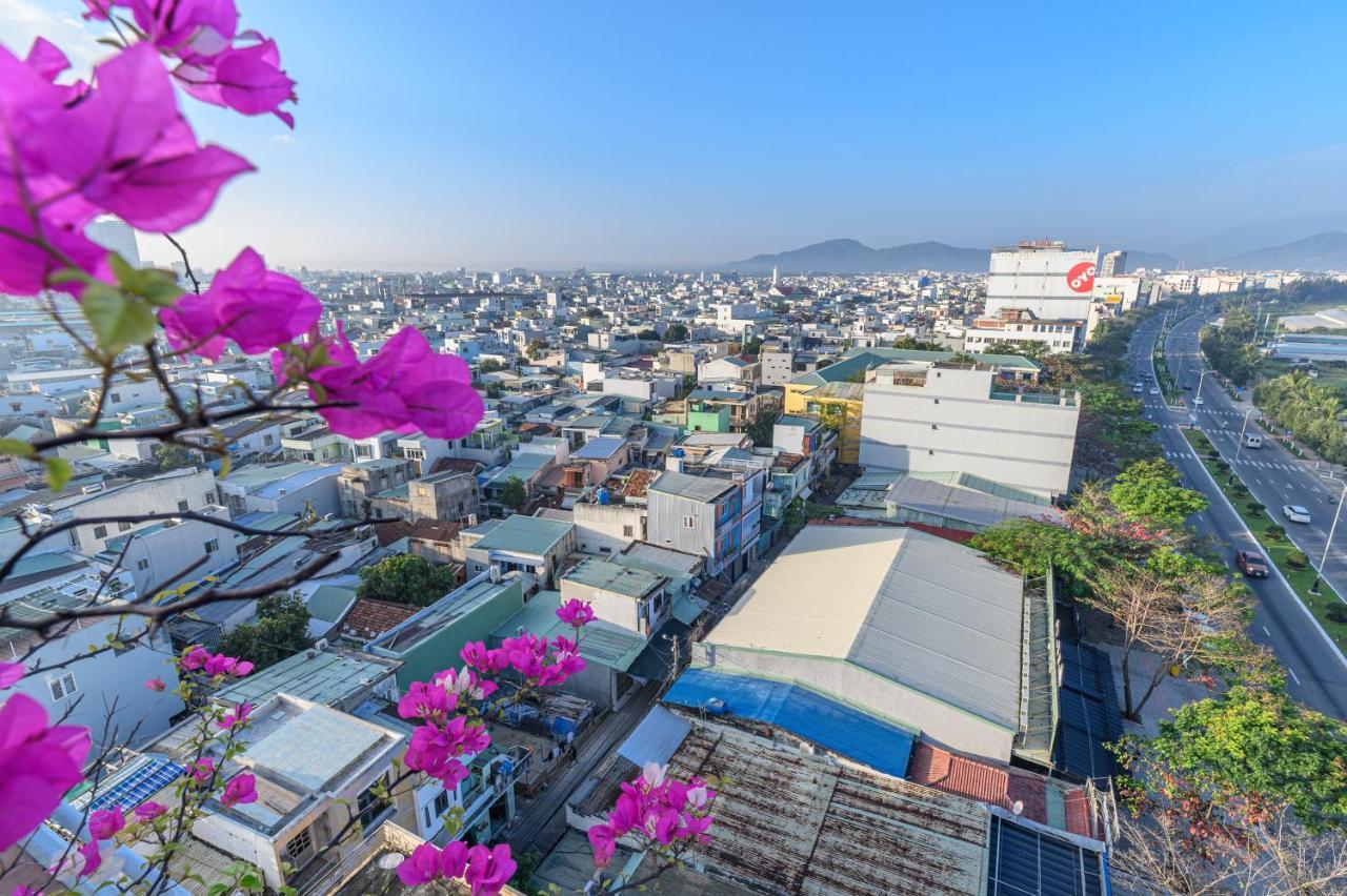 Ocean View Danang Hotel Exterior photo