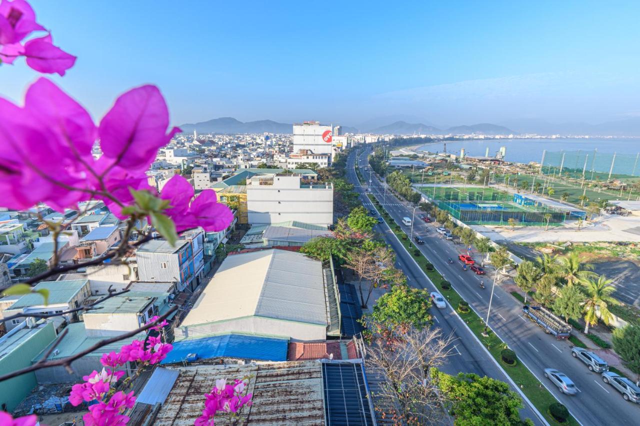 Ocean View Danang Hotel Exterior photo